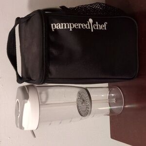 Pampered Chef Make And Take Mason Jar and Cooler Bag with Infusion Water Bottle